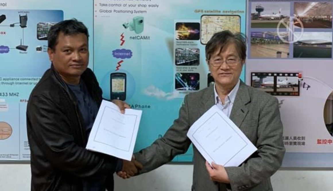 Signing-agreement-with-3JTech-01